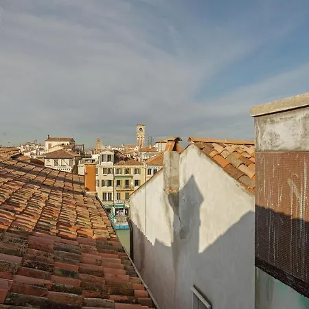 Rialto Canal View ונציה