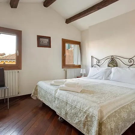 アパート Rialto Canal View