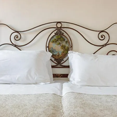 Rialto Canal View アパート *